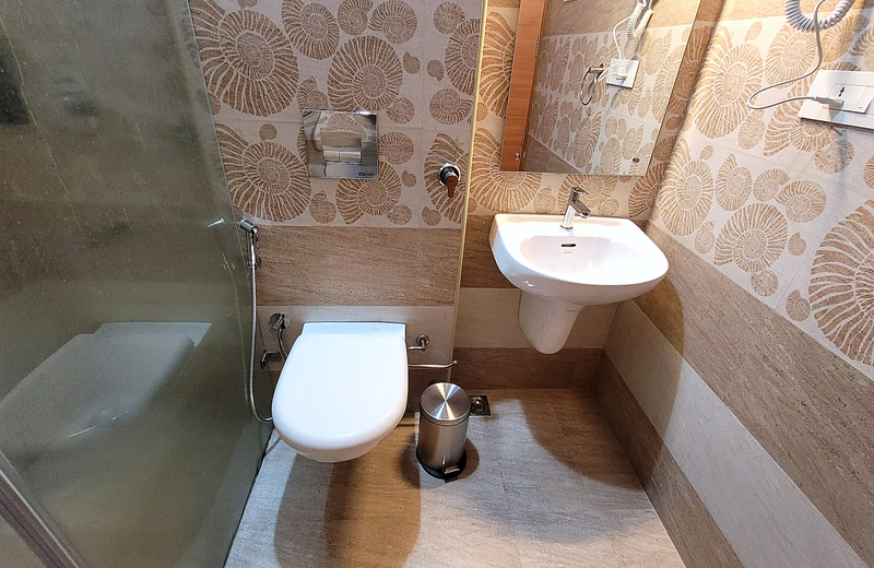 Suburban Residency hotel room and serviced apartment in Kottayam – view 8